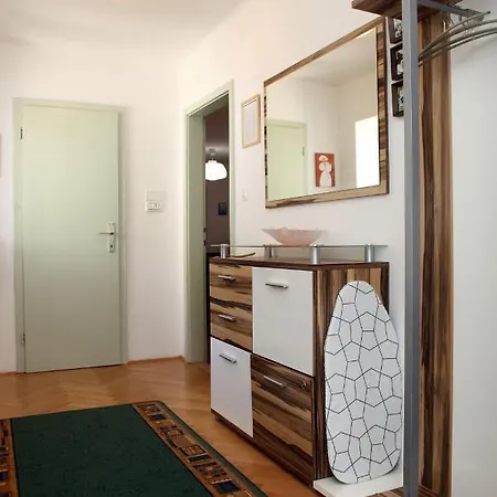 Prostoren Apartma V Srcu Pirana - Spacious In The Heart Of Piran