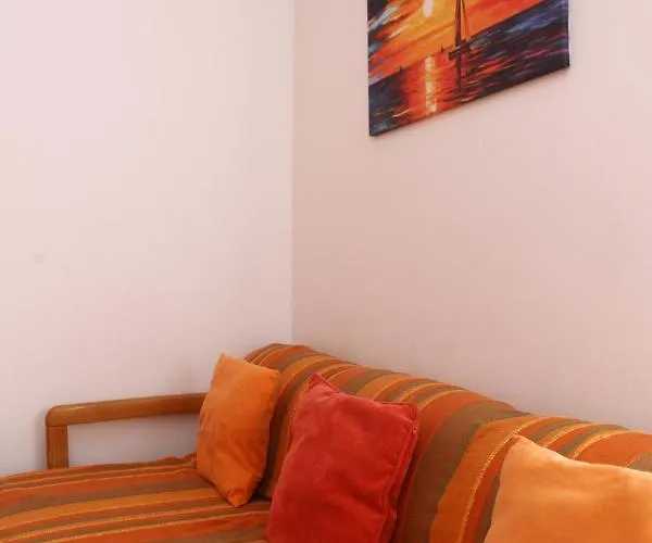 Spacious For 5 Pax Bg 公寓