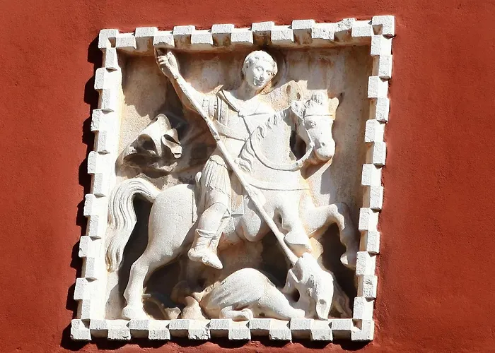 Spacious For 5 Pax Bg